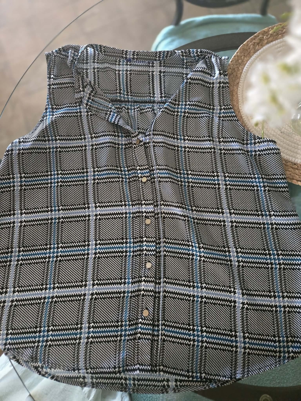 Sleeveless Plaid Button-Front Blouse in Black, White & Blue